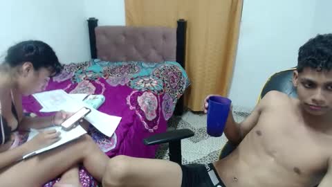 Snapshot of peter_hard_cock chatting on February 1, 2025, 5:18 am Peter and Shopia online show from February 1, 2025, 5:18 am