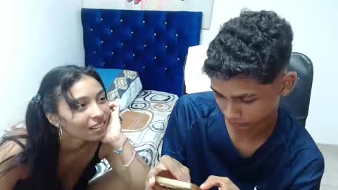 Snapshot of peter_hard_cock chatting on February 9, 2025, 1:22 am Peter and Shopia online show from February 9, 2025, 1:22 am