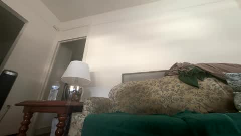 petersonkent6745 online show from October 5, 2025, 11:35 pm