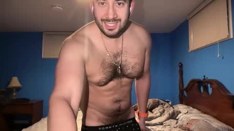 peteypete204 online show from April 1, 2026, 10:49 am