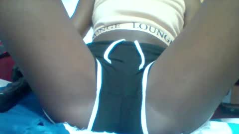 Snapshot of petite_ariana chatting on February 28, 2026, 5:58 pm ariana online show from February 28, 2026, 5:58 pm