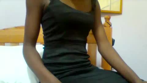Snapshot of petite_ariana chatting on March 30, 2026, 6:03 am ariana online show from March 30, 2026, 6:03 am