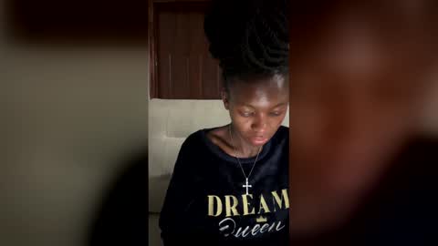 Snapshot of petite_divah254 chatting on February 1, 2026, 6:06 pm petite_divah254 online show from February 1, 2026, 6:06 pm