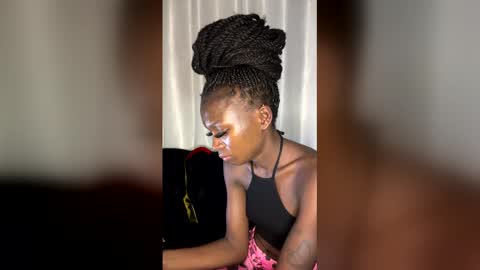Snapshot of petite_divah254 chatting on February 28, 2026, 8:54 pm petite_divah254 online show from February 28, 2026, 8:54 pm