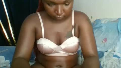 petite_shan online show from March 21, 2026, 8:19 am