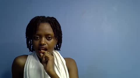 petite_star2 online show from February 20, 2026, 10:54 pm