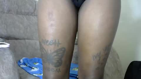 petitecandy23 online show from January 15, 2026, 9:18 pm