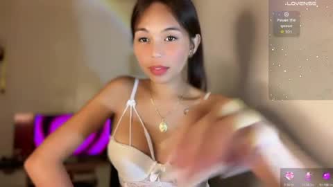 Snapshot of petitegirlx69 chatting on June 11, 2026, 6:28 pm miss lisa online show from June 11, 2026, 6:28 pm