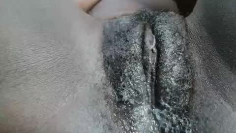 petiteme1 online show from January 17, 2025, 7:49 pm