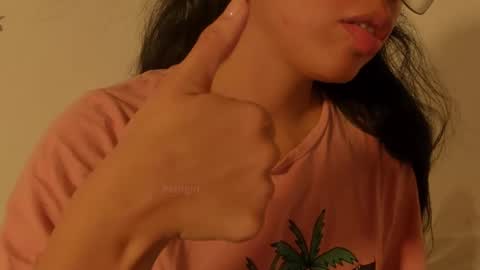 Snapshot of petitgirl_ chatting on February 28, 2025, 1:47 am  J A S S  online show from February 28, 2025, 1:47 am