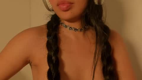 Snapshot of petitgirl_ chatting on March 8, 2025, 12:55 am  J A S S  online show from March 8, 2025, 12:55 am