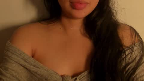 Snapshot of petitgirl_ chatting on October 1, 2025, 11:22 pm  J A S S  online show from October 1, 2025, 11:22 pm