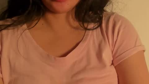 Snapshot of petitgirl_ chatting on October 24, 2025, 10:39 pm  J A S S  online show from October 24, 2025, 10:39 pm