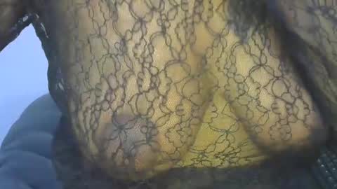 petitpearl online show from February 15, 2025, 7:17 pm