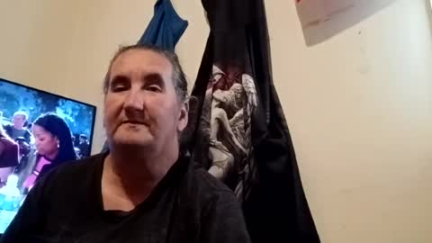 Snapshot of petraszkot chatting on July 3, 2026, 5:19 pm petraszkot online show from July 3, 2026, 5:19 pm