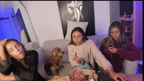 Peyton   online show from October 16, 2025, 1:50 am