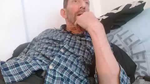 Snapshot of pgrower chatting on March 25, 2026, 3:01 am pgrower online show from March 25, 2026, 3:01 am