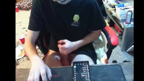 Snapshot of phantm420__ chatting on September 23, 2025, 11:08 pm phantm420__ online show from September 23, 2025, 11:08 pm