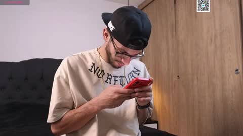 phantom_bigger1 online show from January 8, 2025, 11:43 am