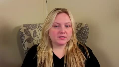 Snapshot of phatassblond chatting on June 22, 2026, 12:02 am PhatAssBlond online show from June 22, 2026, 12:02 am