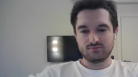 Snapshot of philborison chatting on February 10, 2026, 6:39 am PhilipBorison online show from February 10, 2026, 6:39 am