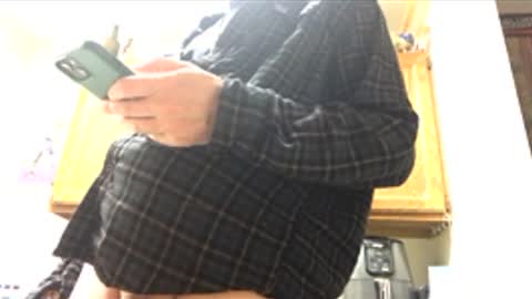 Phil online show from May 2, 2026, 1:21 am