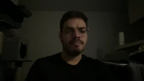 Snapshot of philip0411 chatting on May 8, 2026, 4:51 am philip0411 online show from May 8, 2026, 4:51 am