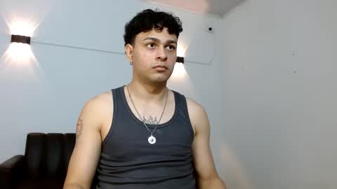 Snapshot of philip_jons chatting on March 21, 2026, 10:13 pm Philip online show from March 21, 2026, 10:13 pm