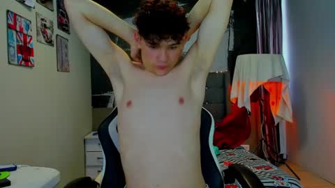 Snapshot of philippsx chatting on June 12, 2026, 9:03 pm PHILLIP online show from June 12, 2026, 9:03 pm