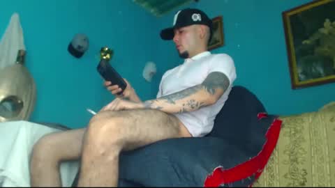 phlilloyhighclouds online show from December 26, 2024, 1:43 pm