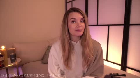 Snapshot of phoenix_taylor chatting on January 7, 2025, 2:10 am PHOENIX TAYLOR online show from January 7, 2025, 2:10 am