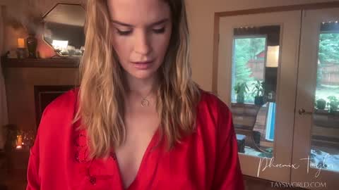 PHOENIX TAYLOR online show from February 14, 2026, 9:11 pm