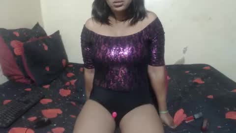 Snapshot of phoenixcandy chatting on September 13, 2025, 8:52 pm phoenixcandy online show from September 13, 2025, 8:52 pm