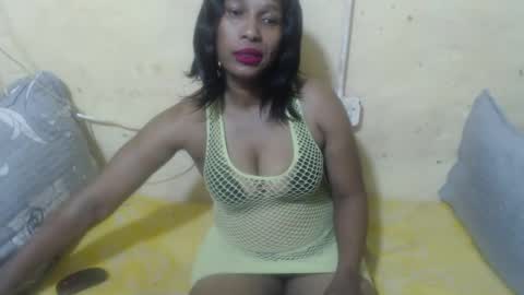 Snapshot of phoenixcandy chatting on July 6, 2026, 10:01 pm phoenixcandy online show from July 6, 2026, 10:01 pm