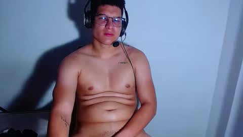 AdnierGnz online show from January 12, 2025, 2:52 pm