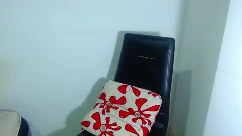 AdnierGnz online show from January 25, 2025, 6:24 pm