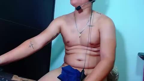 AdnierGnz online show from February 14, 2025, 10:38 am