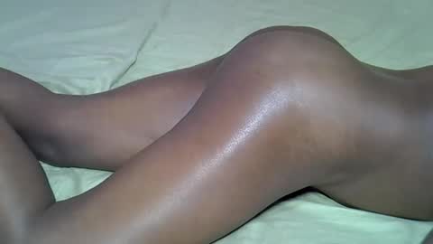 phoenixloverz online show from May 1, 2026, 6:51 am