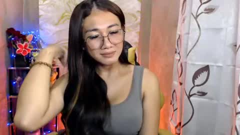 Pia online show from June 24, 2026, 1:43 pm