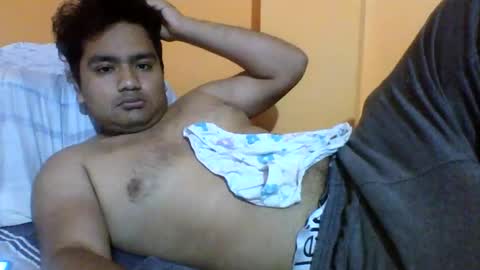 Snapshot of pichulonrenzo chatting on December 15, 2024, 6:29 am PICHULAMOJADA online show from December 15, 2024, 6:29 am