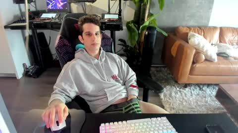 Pierre Fitch online show from March 10, 2025, 10:02 pm