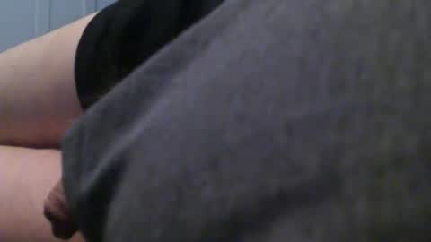 pierreth3 online show from April 7, 2026, 5:08 am