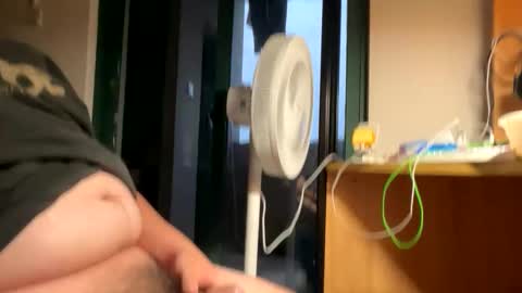 pig online show from April 21, 2026, 11:05 am