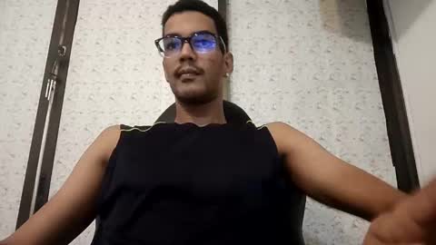 Snapshot of pikashuu7u7 chatting on December 8, 2024, 1:02 am pikashuu7u7 online show from December 8, 2024, 1:02 am