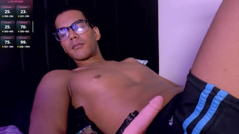 Snapshot of pikashuu7u7 chatting on October 11, 2025, 5:39 am pikashuu7u7 online show from October 11, 2025, 5:39 am