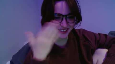 PilloGoddess online show from September 26, 2025, 7:56 am