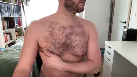 pilou online show from March 28, 2026, 3:33 pm