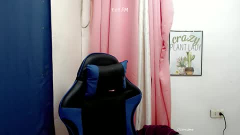 pinay_cristine online show from December 22, 2025, 1:08 pm