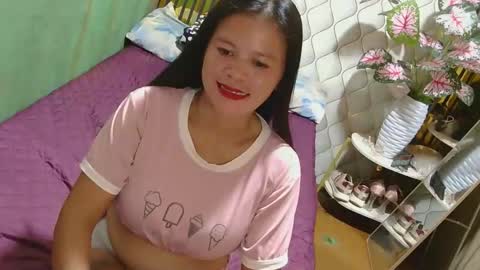 IM FLOR online show from April 4, 2026, 8:12 am