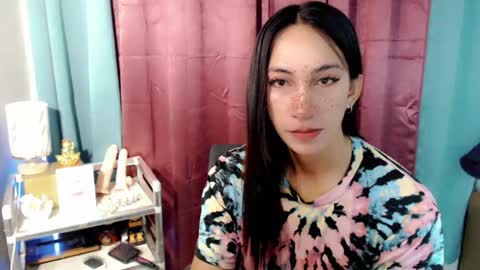 Snapshot of pinay_lucy chatting on July 9, 2026, 1:42 am lucyLove online show from July 9, 2026, 1:42 am